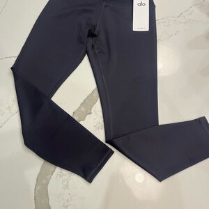 ALO Yoga Women's Dark Gray Leggings